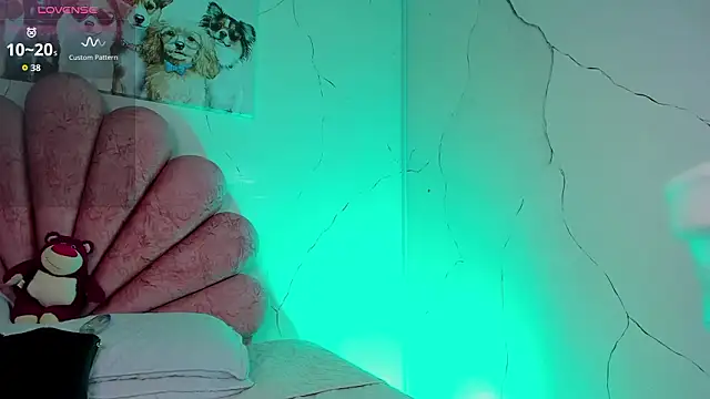 Chatroom XXX en direct de NiickyJones