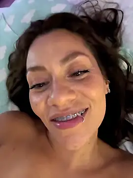 SamyJones9's Live XXX Chat