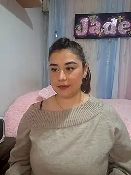 XXX chat uživo modela JADE_SWEET2