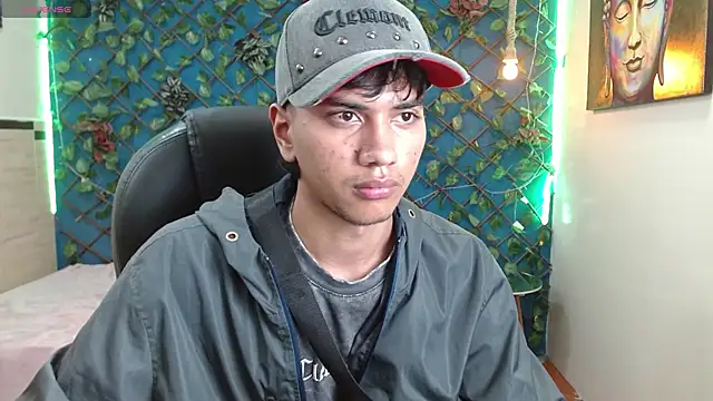 markbowie: онлайн-секс-чат