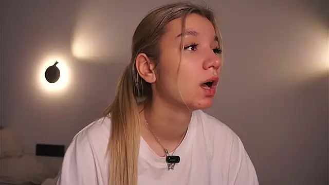 BrynnHolverson 现场XXX聊天