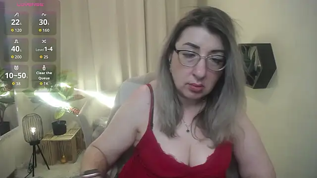 Онлайн чат XXX KKMimiKK