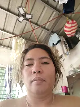 kinkynastymum74 Chat XXX in diretta