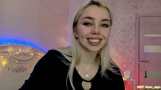 LillyMoure_ Chat XXX live