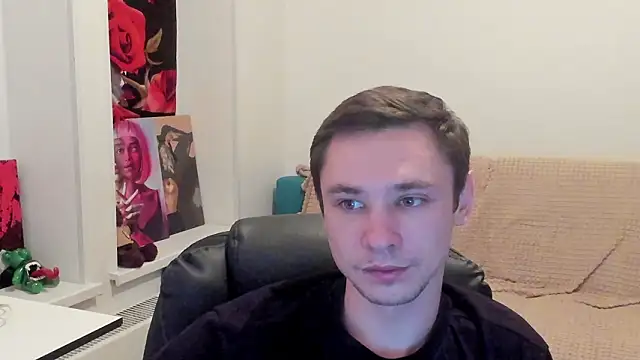 AlexmansuperのライブXXXチャット