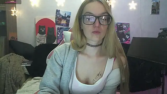 SecretSophia: онлайн-секс-чат