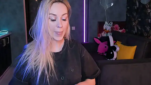 Blckmirrorr লাইভ XXX চ্যাট