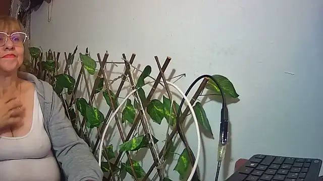 nicoltatiana_ 在線直播表演