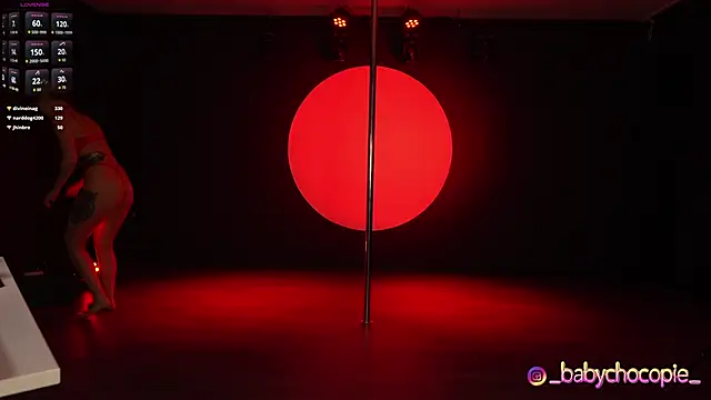 Masha_2002 – Naživo XXX chat