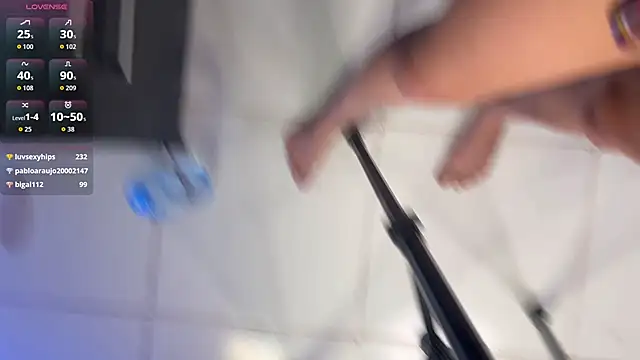 Meganandrick: онлайн-секс-чат