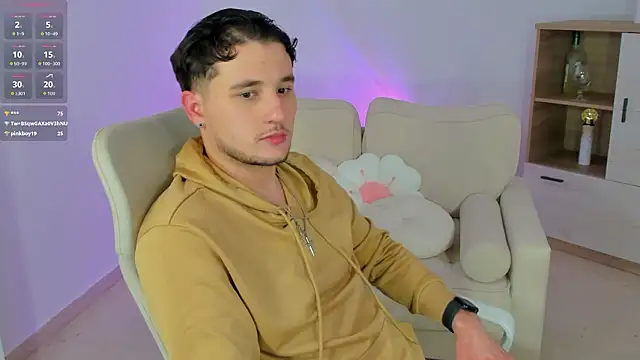 Chat XXX en directo de Massimo_Fiore