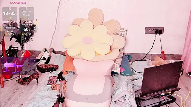 Solsken_ 网络视讯表演