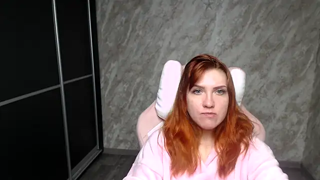 Reginasmilee live XXX chat