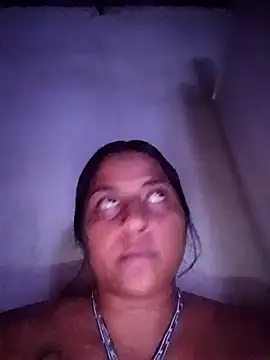 Giselabrunette25 Adlı Modelin Canlı XXX Sohbeti