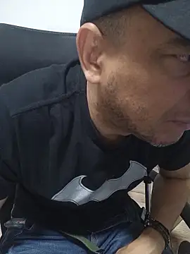 Chat XXX en directo de latinmartin73