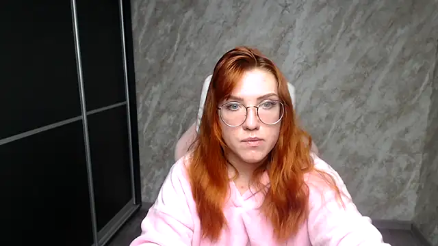 Reginasmilee Live XXX-Chat