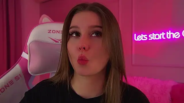 DianaVert's Live XXX Chat