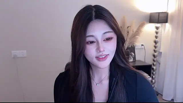 Cure-uuuuuuuu Chat XXX live