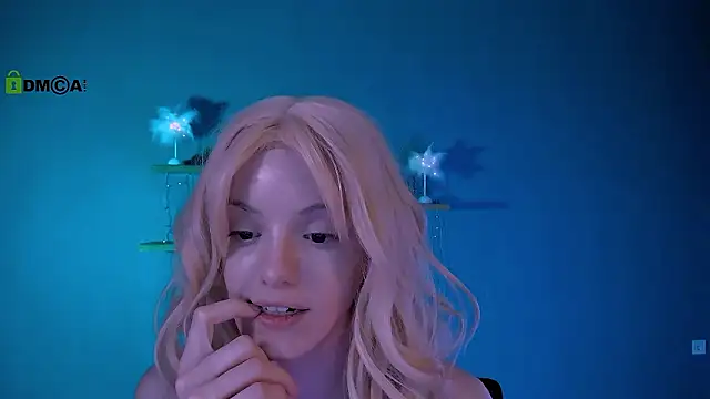 mia_starrr_'s Live XXX Chat