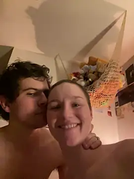 SugarNCinnamon 网络视讯表演