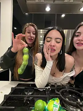 Онлайн чат XXX roouse