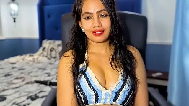 FannyXhot Chat XXX in diretta