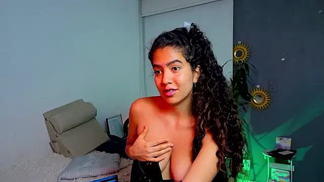 Chat XXX en directo de Maithe_Perroni