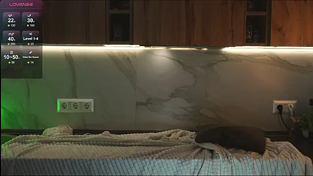 LessyLuizのウェブカメラショー