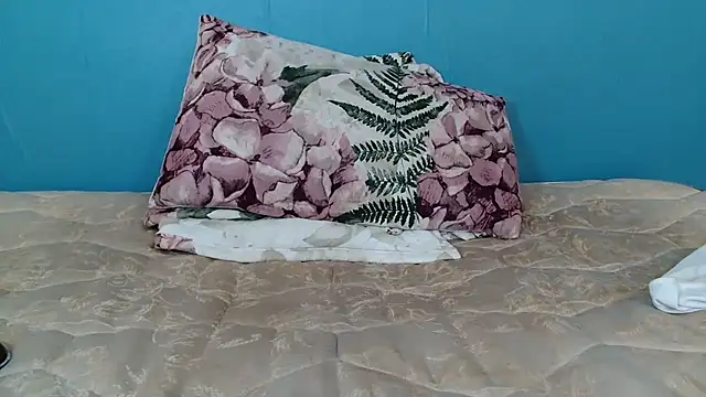 MissMoyo 现场XXX聊天