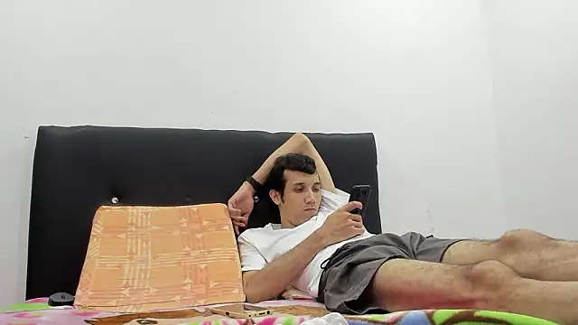 Andrewandzoe 现场XXX聊天