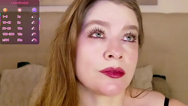 PetersEmily Adlı Modelin Canlı XXX Sohbeti