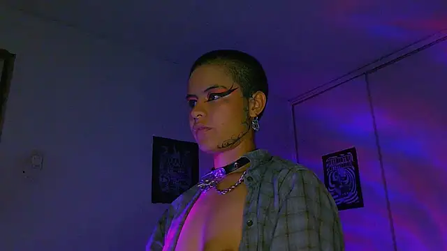 Czat XXX na żywo – alex_one888