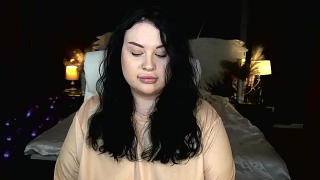 Živý XXX chat SerahMirabeli