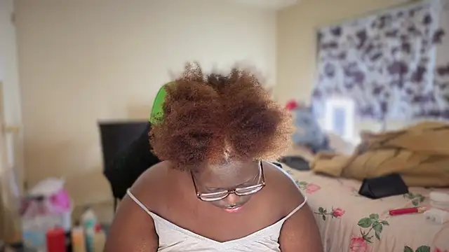 Chat +18 de -Yagurlwest ao vivo