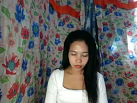 Chatroom XXX en direct de PinaySkinnyGirl