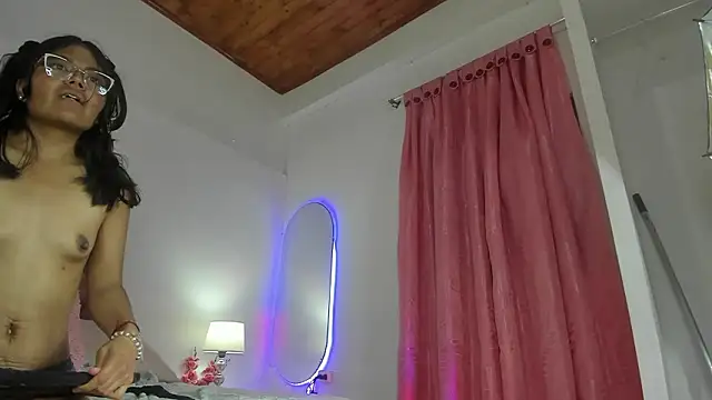 luna_velveth – Live XXX-chat