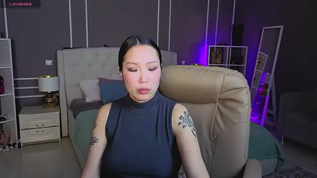 ElinaMotion Live XXX Chat