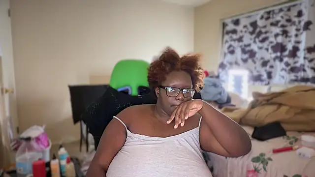 Chatroom XXX en direct de -Yagurlwest