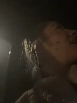 viktoria_davis_'s Live XXX Chat