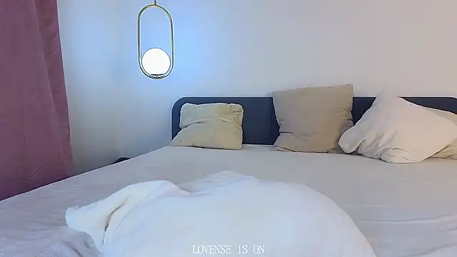 BritniBers Adlı Modelin Canlı XXX Sohbeti