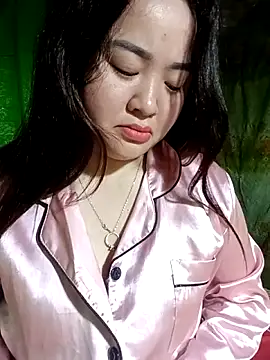 Онлайн чат XXX Bee-bgolden