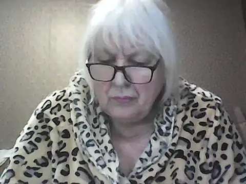 Alexia64231: διαδικτυακό σόου στην κάμερα