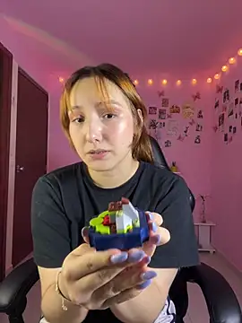 Davne_ Adlı Modelin Canlı XXX Sohbeti