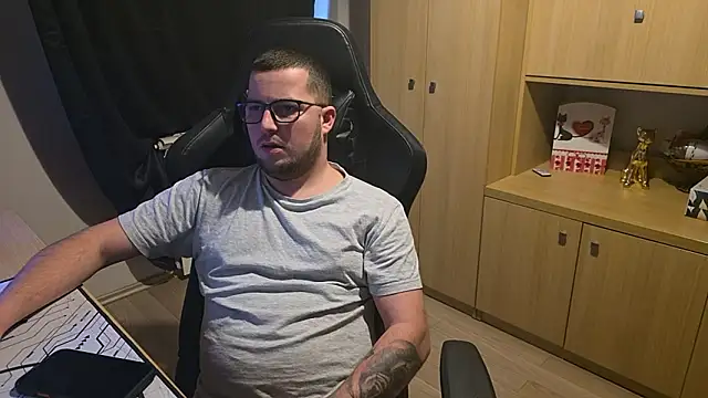 Chat XXX en directo de kevinnlovelly