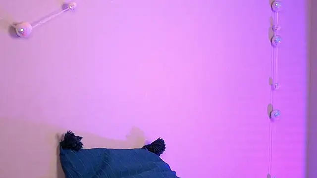 BritneyHudson Live XXX Chat