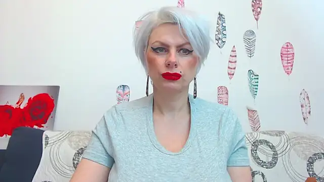 Chatroom XXX en direct de Playful_Goldie_WOW__