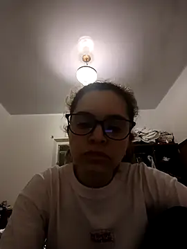 Онлайн чат XXX chiquitahot69