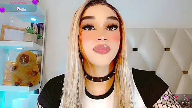 Cute_Val_ élő XXX-chatje