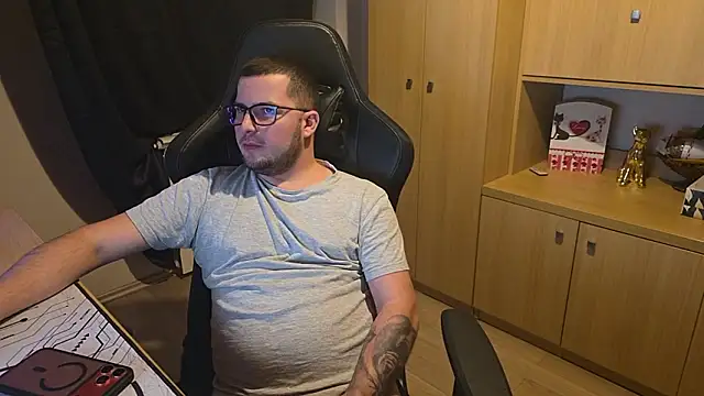 kevinnlovelly Chat XXX in diretta