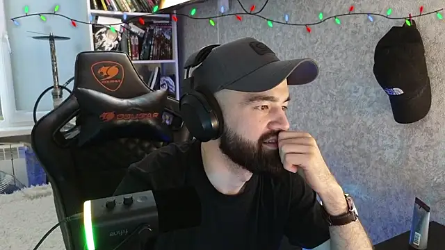 _Mostly_'s Webcam Show